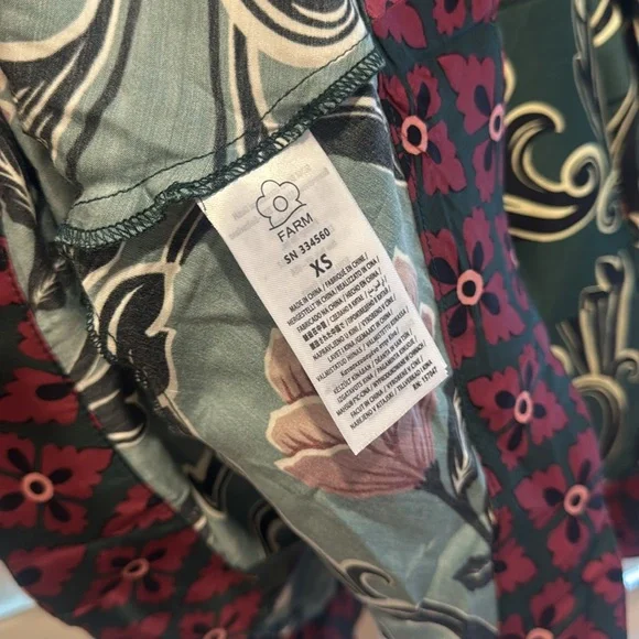 FARM RIO ANTHROPOLOGIE NWT Arabesque Long Sleeve Wrap Mini Dress XS Floral Print - Picture 9 of 12